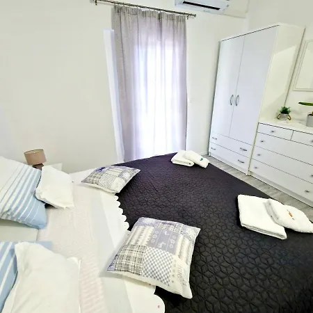 Antonia 3*