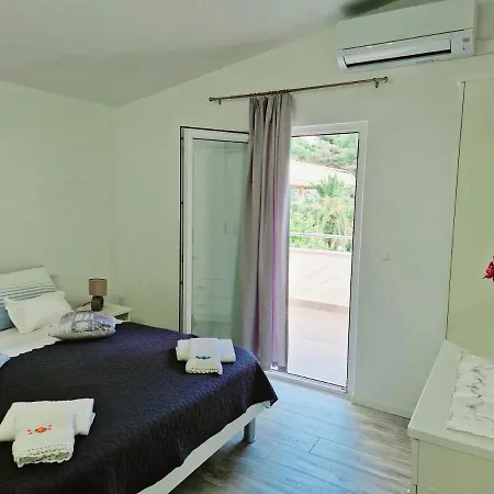 Antonia 3* Baška Voda