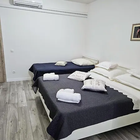 Antonia 3* Baška Voda